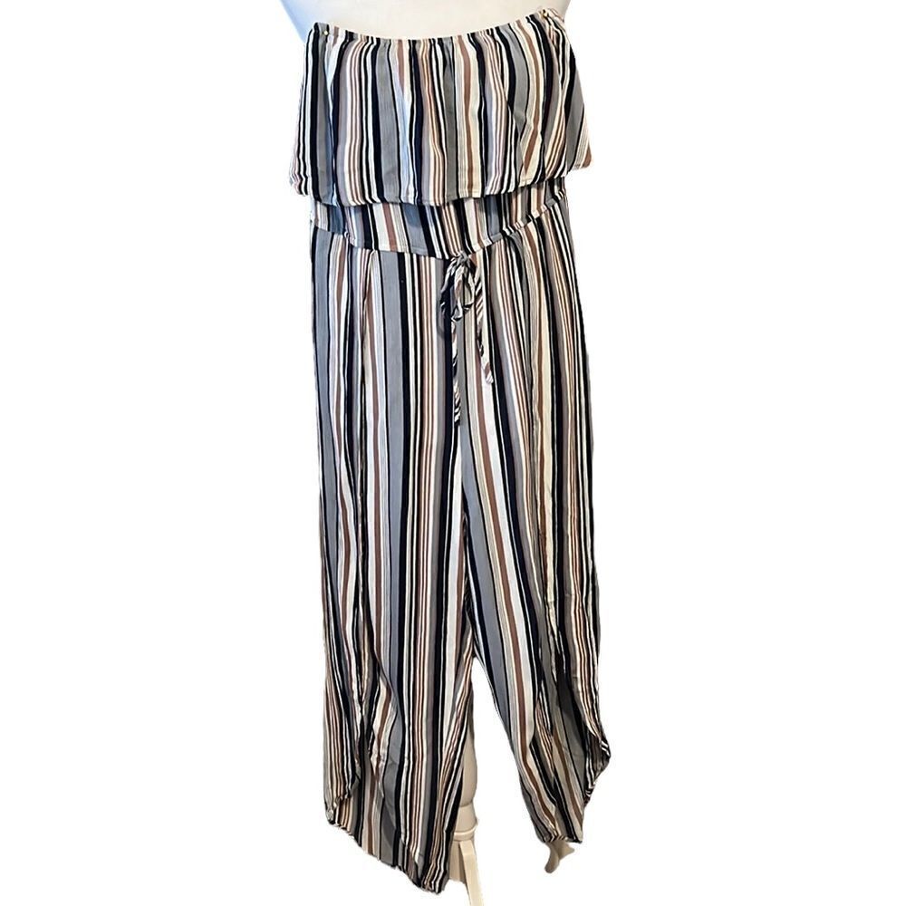 Hers & Mine szS strapless slit leg stripped jumpsuit w/attached shorts GUC